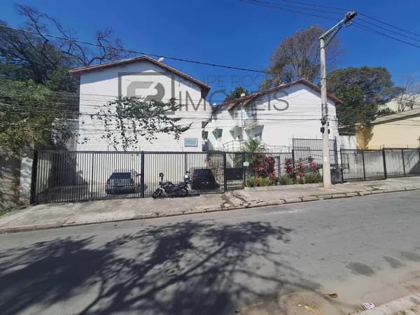 Casa Padrão 2 Quartos 1 banheiros 1 vaga aceita financiamento