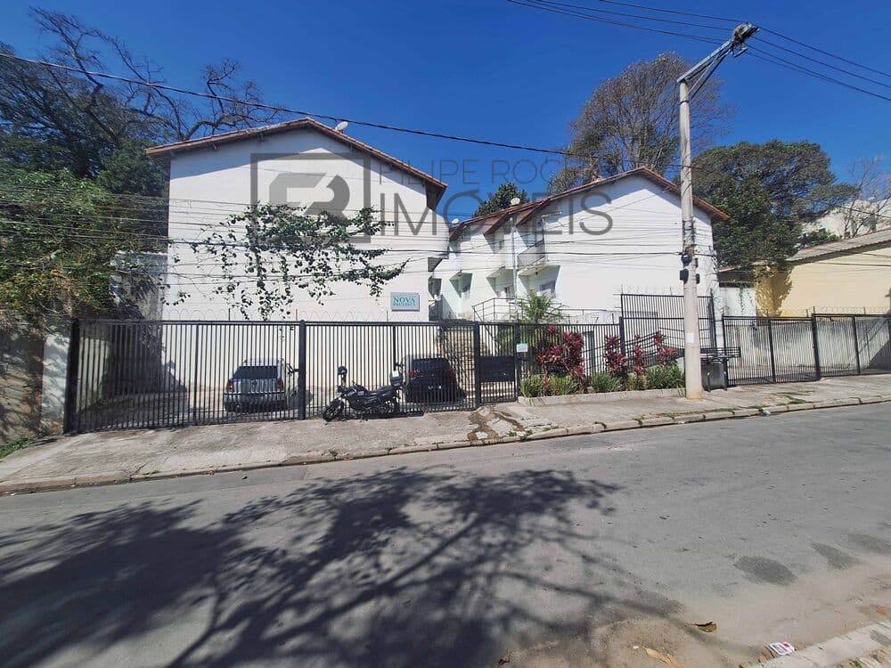 Casa Padrão 2 Quartos 1 banheiros 1 vaga aceita financiamento
