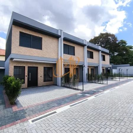 Casa de Condomínio em Sorocaba - Vila Hortência