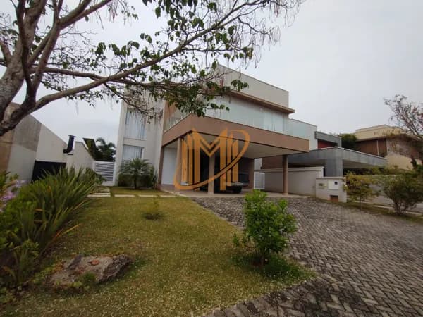 Casa Alto Padrão no Condomínio Alphaville 1 Nova Esplanada