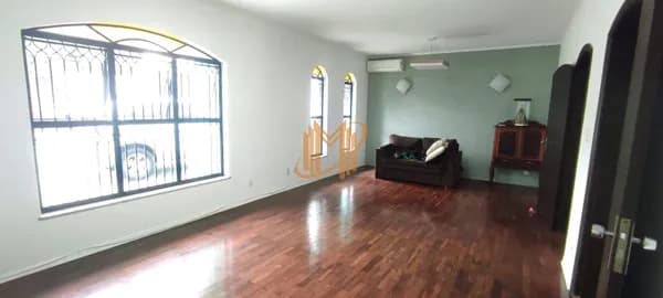 Casa Sobrado de 437m² Comercial ou Residencial