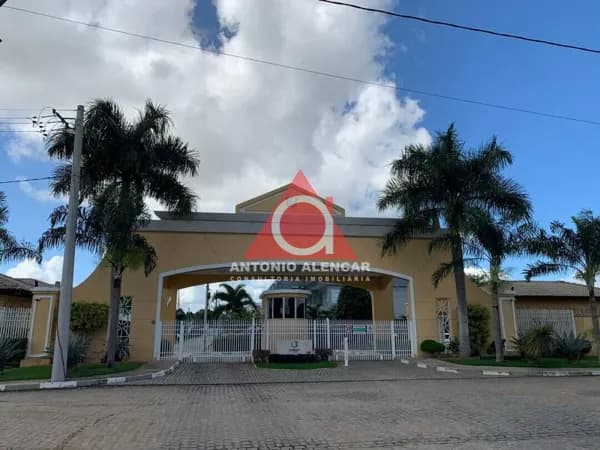 Lote/Terreno em Feira de Santana - Sim