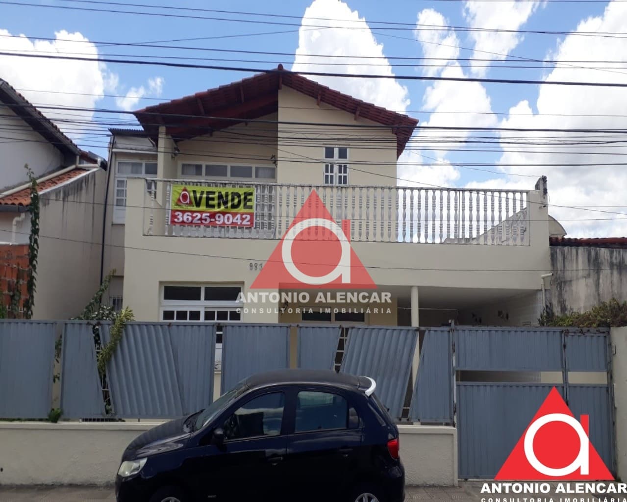 Sobrado em Feira de Santana - Centro