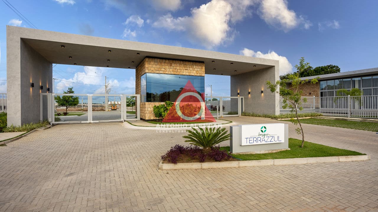 Lote/Terreno em Feira de Santana - Sim