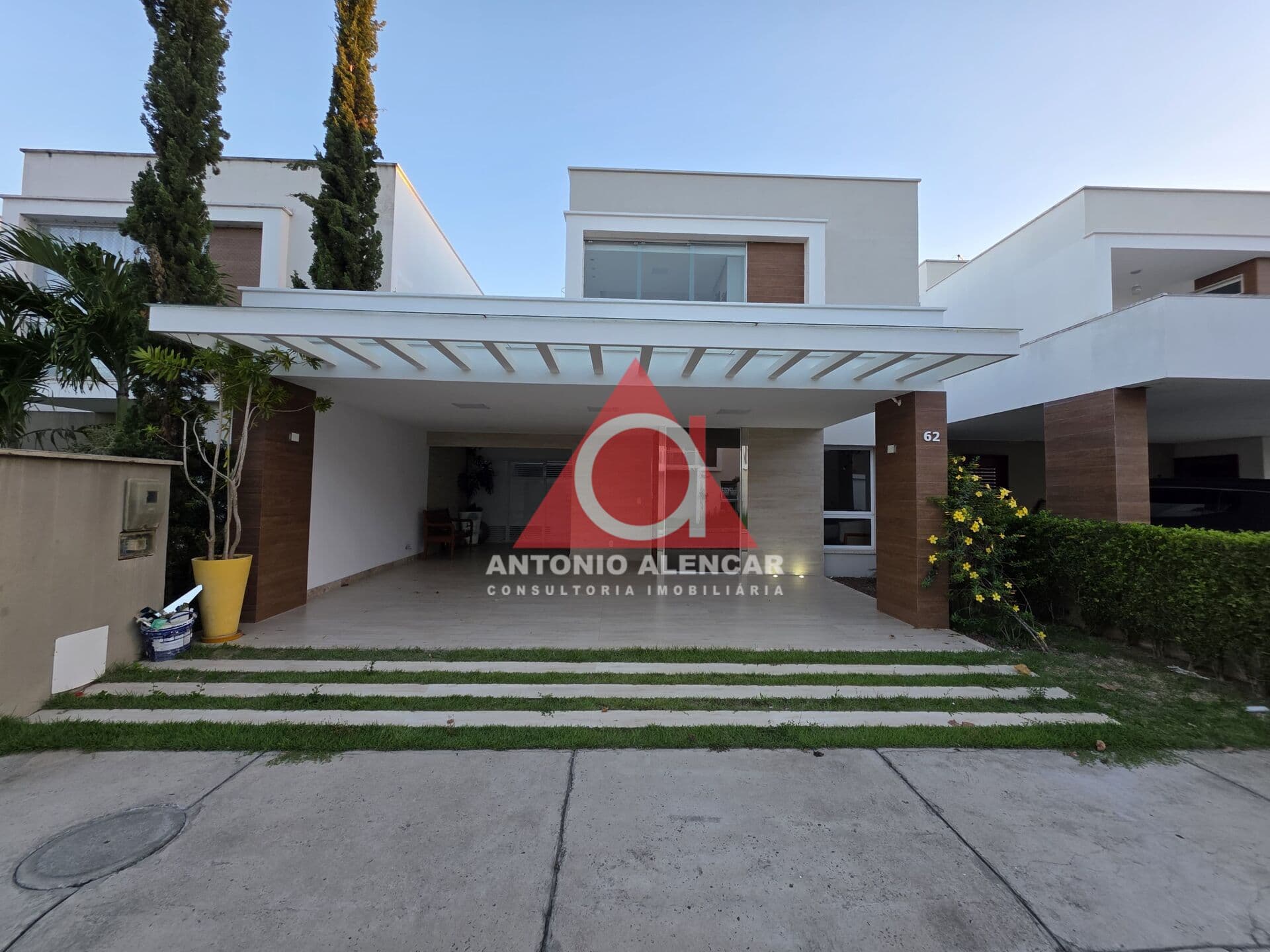 Casa de Condomínio em Feira de Santana - Santo Antônio dos Prazeres