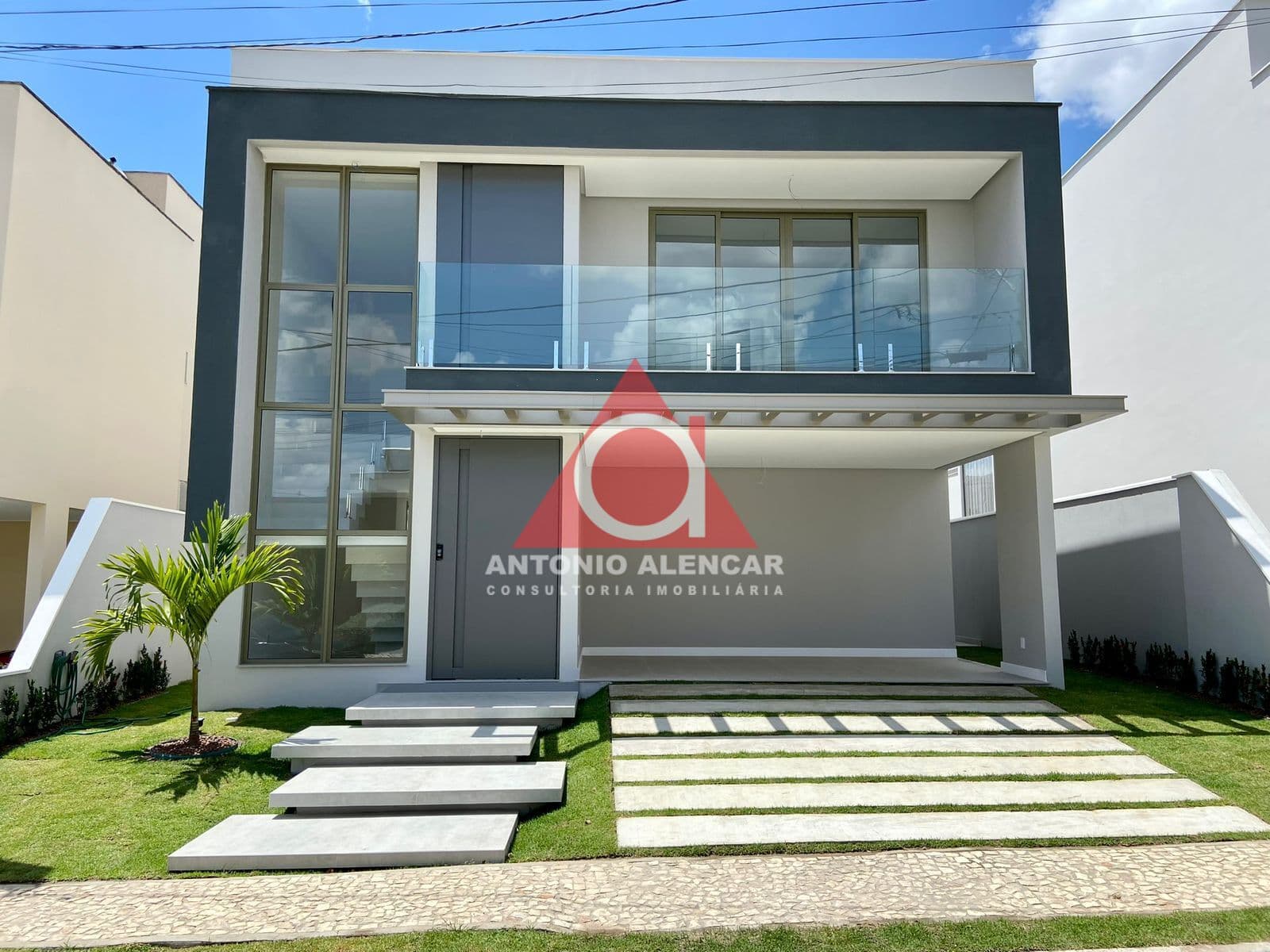 Casa em Feira de Santana - Papagaio