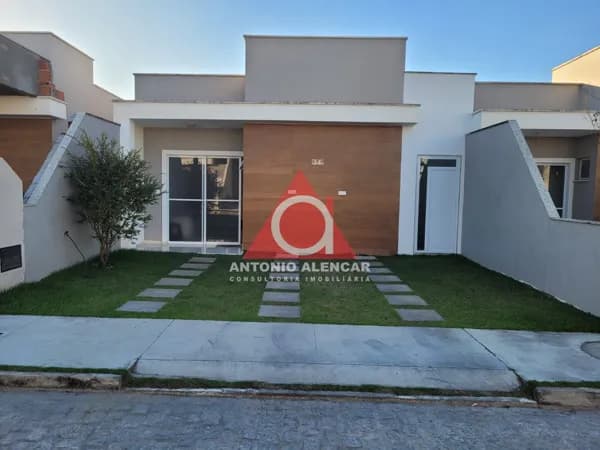 Casa de Condomínio em Feira de Santana - Sim