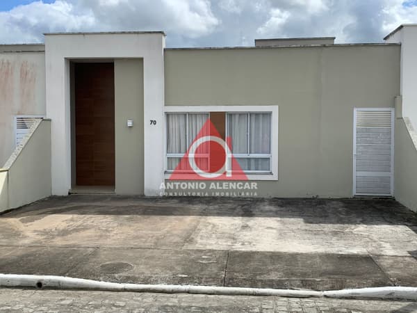 Casa de Condomínio em Feira de Santana - Sim