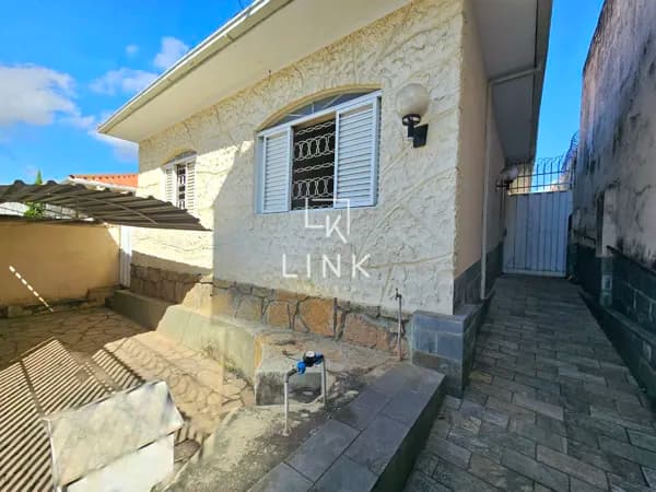 Casa 3 Quartos no Carlos Prates