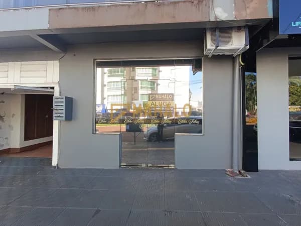 Sala/Conjunto em Três de Maio - Centro