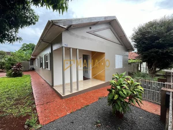 Casa Padrão á venda em Três de Maio