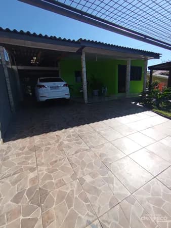 Vende-se Terreno com Casa Averbada no Bairro Vila Real