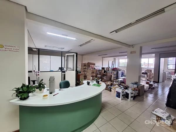 Sala Comercial de 138m² Pronta para o Seu Negócio!