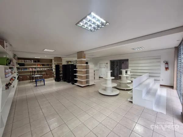 Sala Comercial Ampla e Bem Localizada no Centro de Chapecó