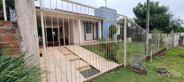 Vende-se Casa com Terreno de 590 m² no Bairro Santo Antônio