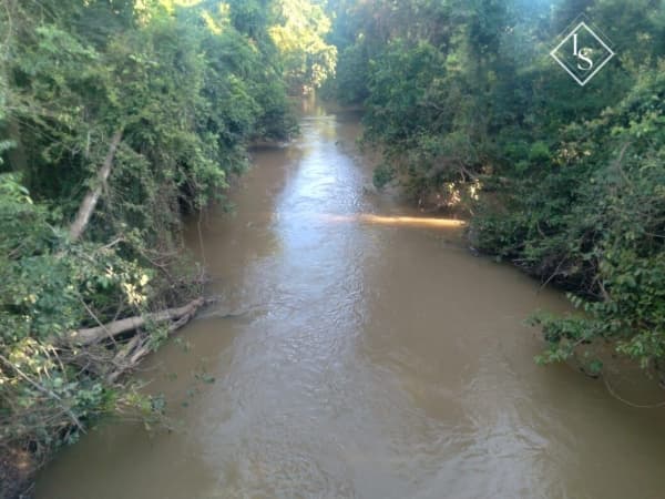 Terreno 2,6 hectares em Jequitibá/MG com 3km de estrada de terra boa com riacho no fundo