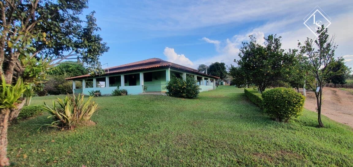 FAZENDA de 11 hectares em Esmeraldas-MG. om casa boa, lagoa e capineira