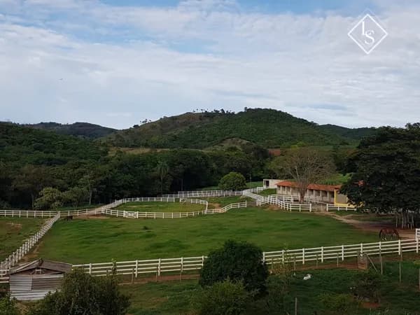 Haras em Taquaraçu de Minas a 2,5 km do centro