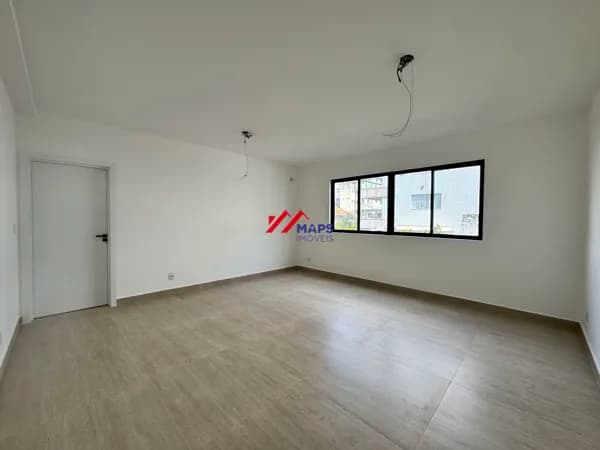 Apartamento com três quartos, suíte e duas vagas de garagem no bairro Cidade Nova - Belo Horizonte/MG.