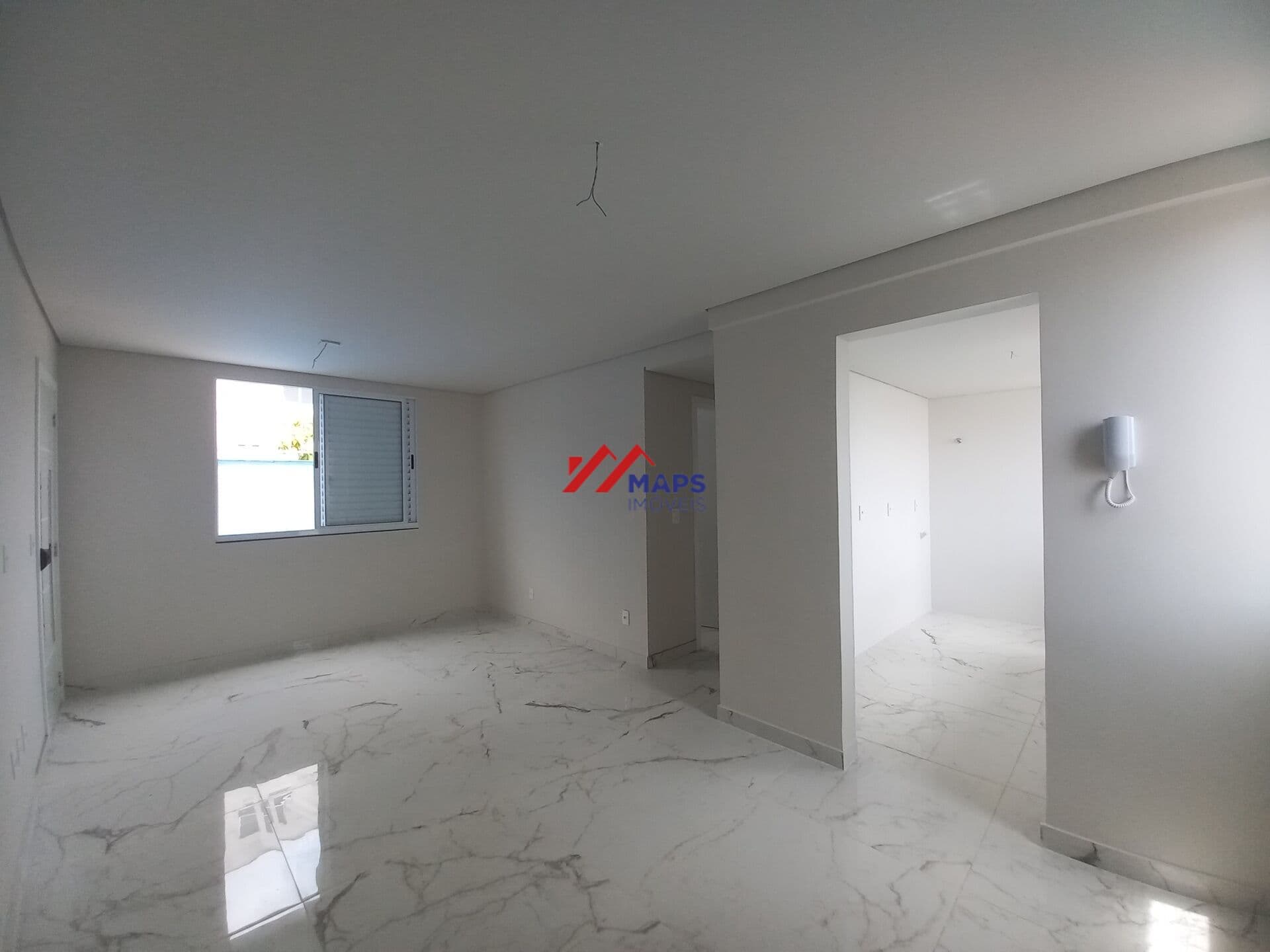 Apartamento com dois quartos, suíte e uma vaga de garagem no bairro Ana Lúcia - Sabará/MG.