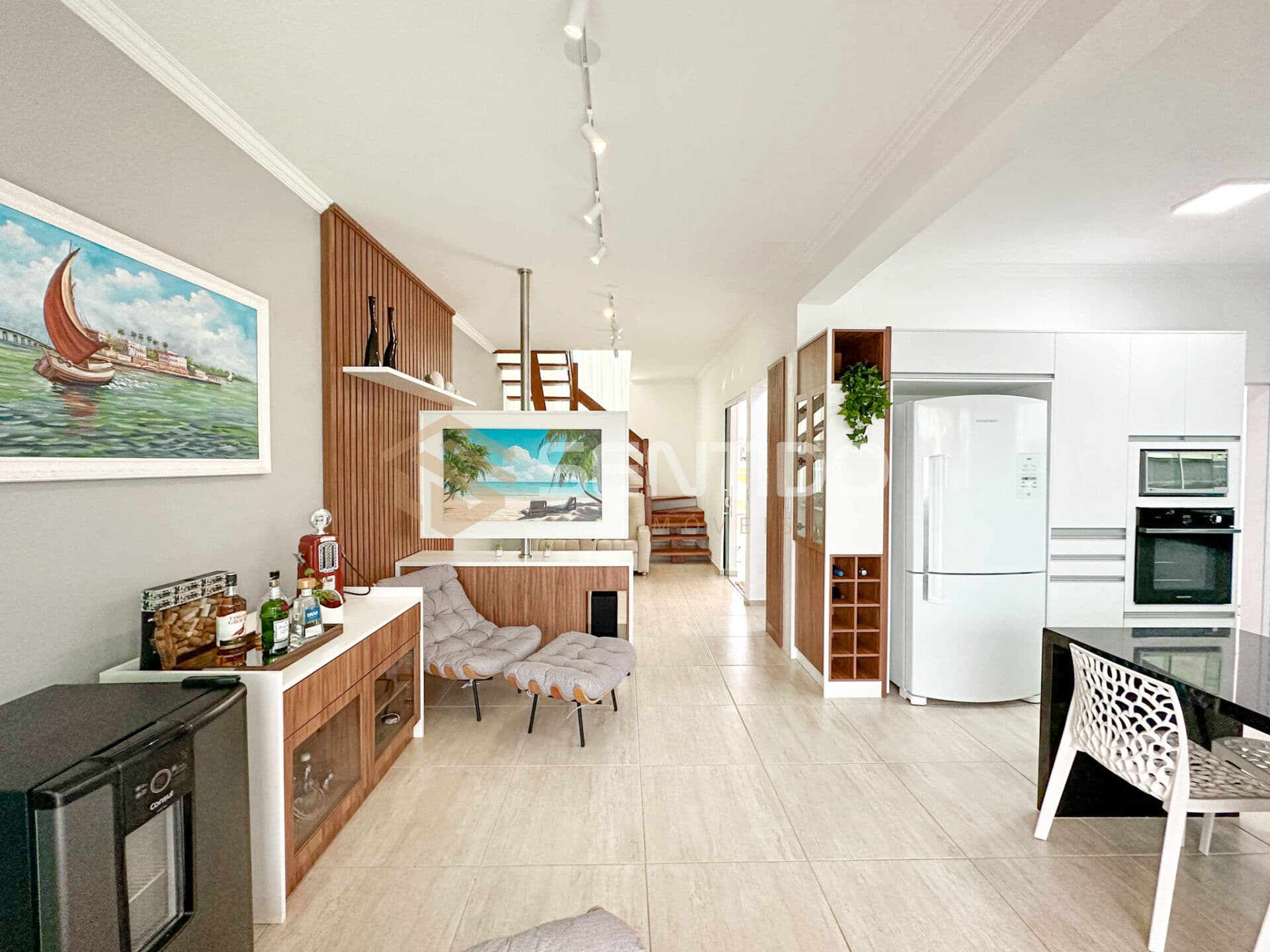 Sobrado Mobiliado com 3 Suítes no Residencial Belize - Itanhaém SP - Litoral Sul