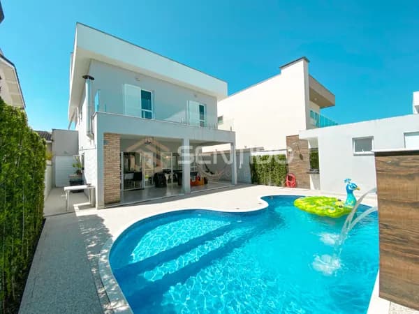 Sobrado Semimobiliado com 3 Suítes no Residencial Belize - Itanhaém SP - Litoral Sul