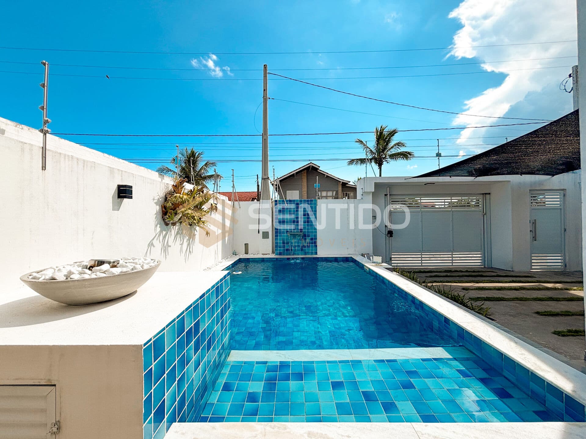 Casa Mobiliada à Venda Próxima à Praia em Itanhaém