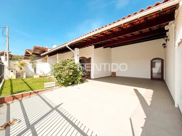 Casa térrea à venda em Itanhaém no Cibratel I com 3 dormitórios