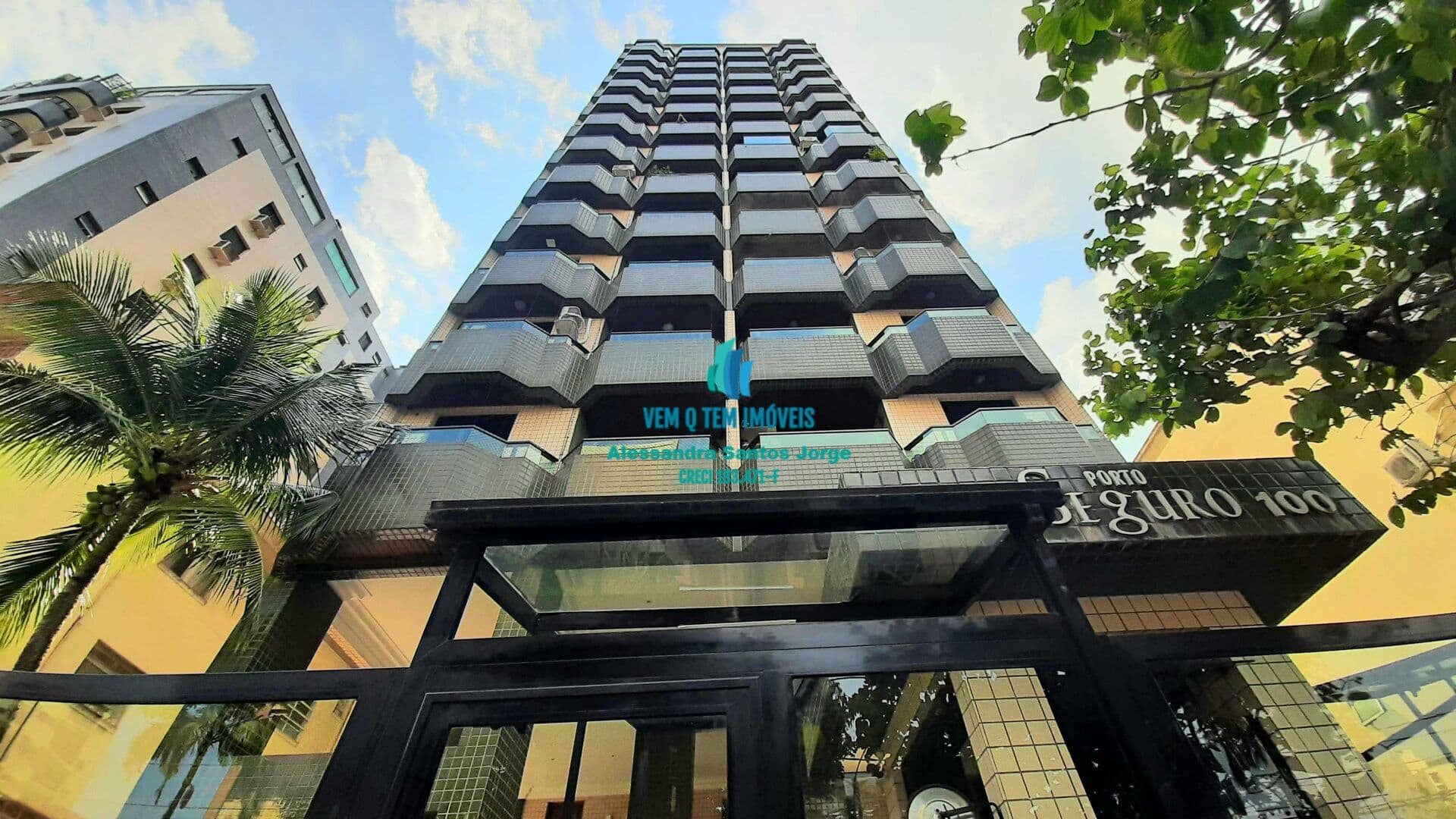 Apartamento 2 dormitórios e VAGA DEMARCADA no Gonzaga em Santos