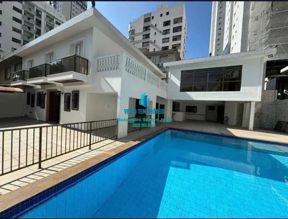 Casa Sobrado 5 dormitórios e 4 VAGAS, Ponta da Praia em Santos.