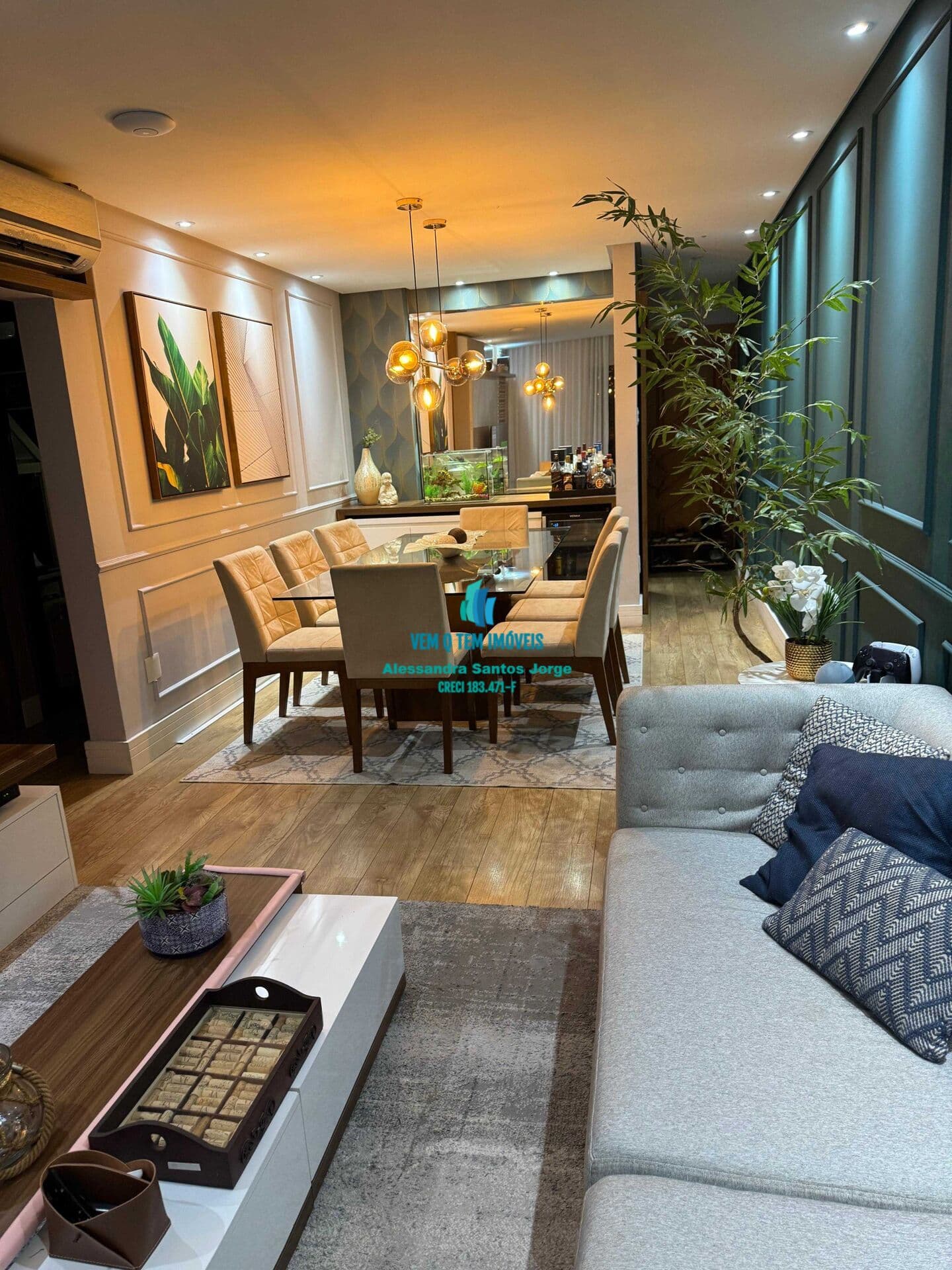 Apartamento 2 dormitórios com dependência 92m² Marapé, Santos/SP