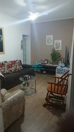 Casa Sobreposta 3 dormitórios, QUINTAL, 100% térrea, em Encruzilhada, Santos/SP