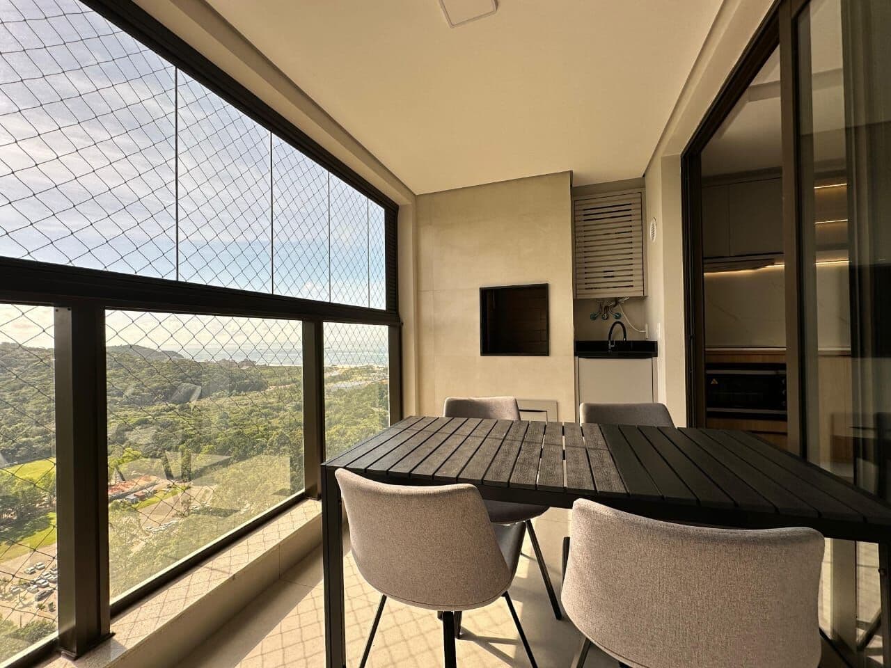 Apartamento em Itajaí - Praia Brava de Itajaí