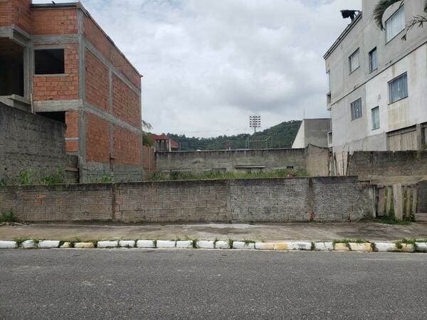 Lote/Terreno em Balneário Camboriú - Nações