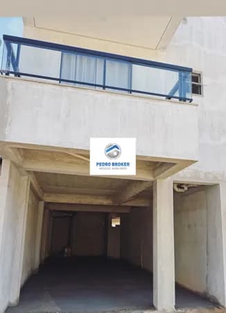 Loja com 50m2, Ponto Comercial no Centro de Jequeri/MG