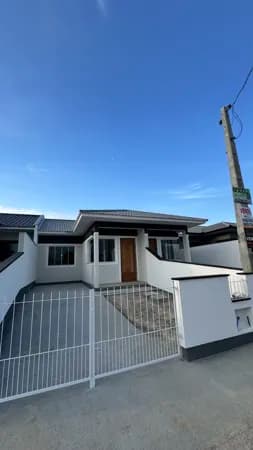 Casa nova à venda em Palhoça