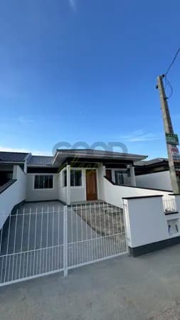 Casa nova à venda em Palhoça