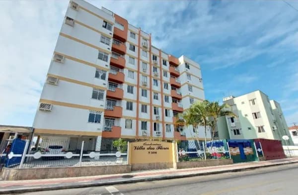 Apartamento à venda na Praia Comprida em São José