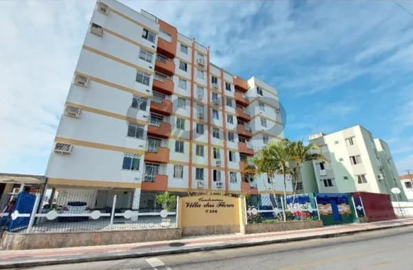 Apartamento à venda na Praia Comprida em São José