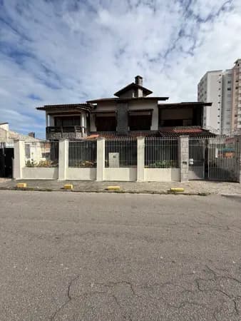 Casa em Roçado, São José/SC