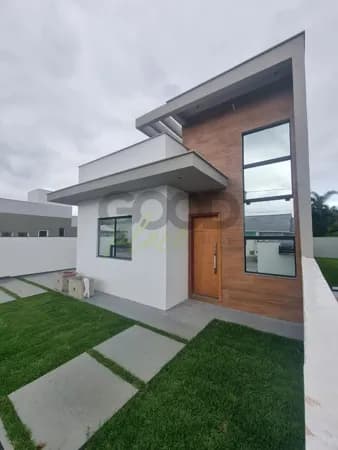 Casa Unifamiliar com 3 dormitorios l Vale Verde em Palhoça