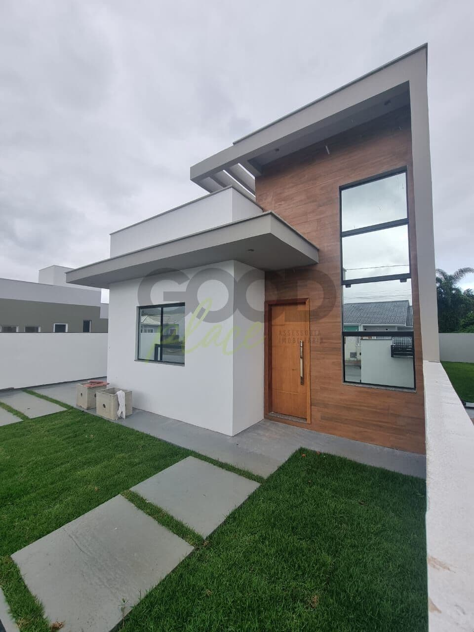 Casa Unifamiliar com 3 dormitorios l Vale Verde em Palhoça
