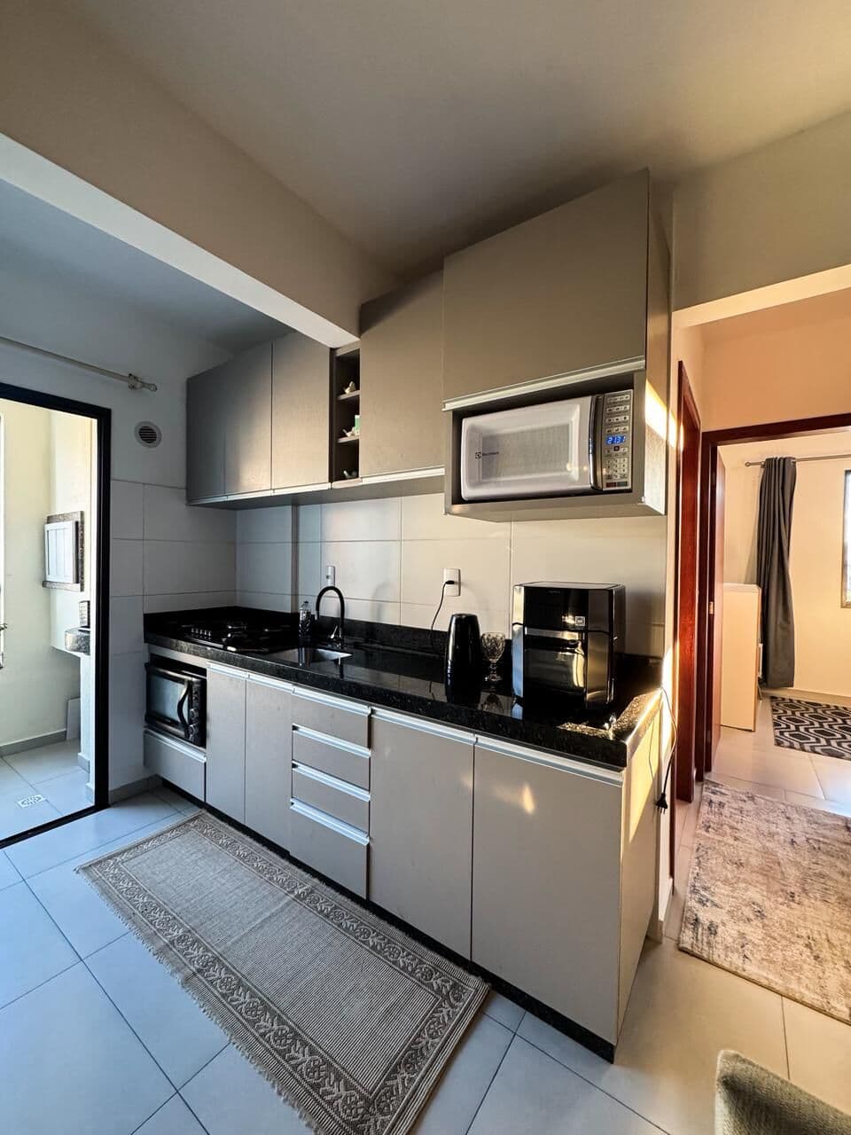 Apartamento 2 Dorms c/ Suíte SEMI-MOBILIADO - Nova Palhoça