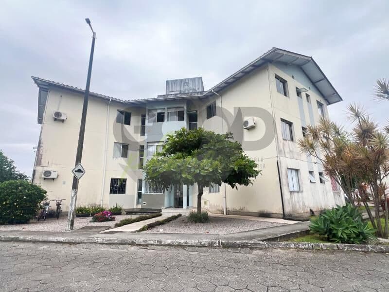 Apartamento No Residencial Ilha Da Madeira