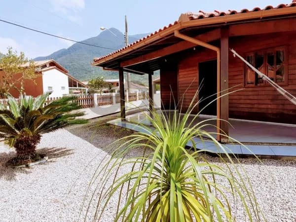 Casa à venda na Praia de Fora em Palhoça SC
