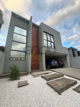 Casa Duplex independente