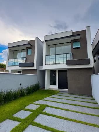 Sobrado com 3 dormitórios (1 Suíte)