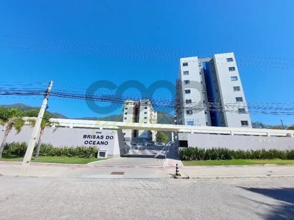 Apartamento frente mar