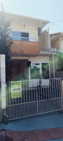 Sobrado à venda em Forquilhas Sj