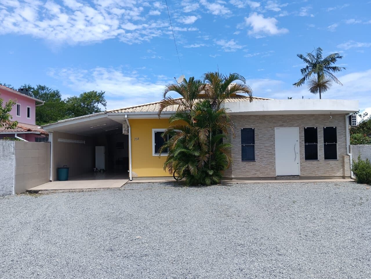 Casa mobiliada à venda no Aririu em Palhoça SC